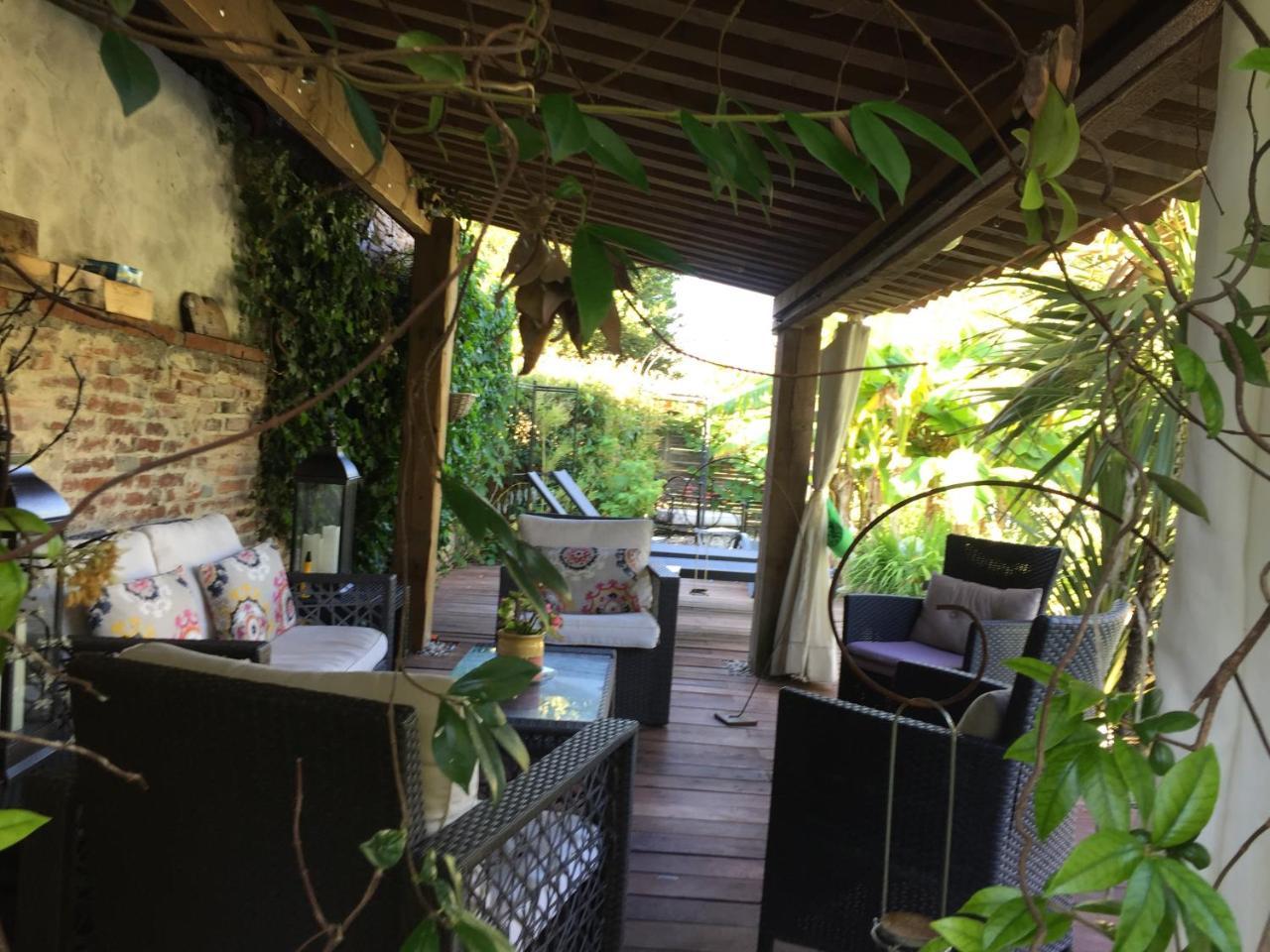 Chambre D'Hotes "Le Village" Villenouvelle Exteriér fotografie